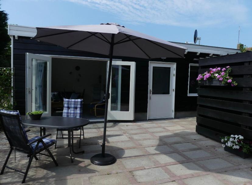 Appartement Boomgaard Vrouwenpolder Esterno foto