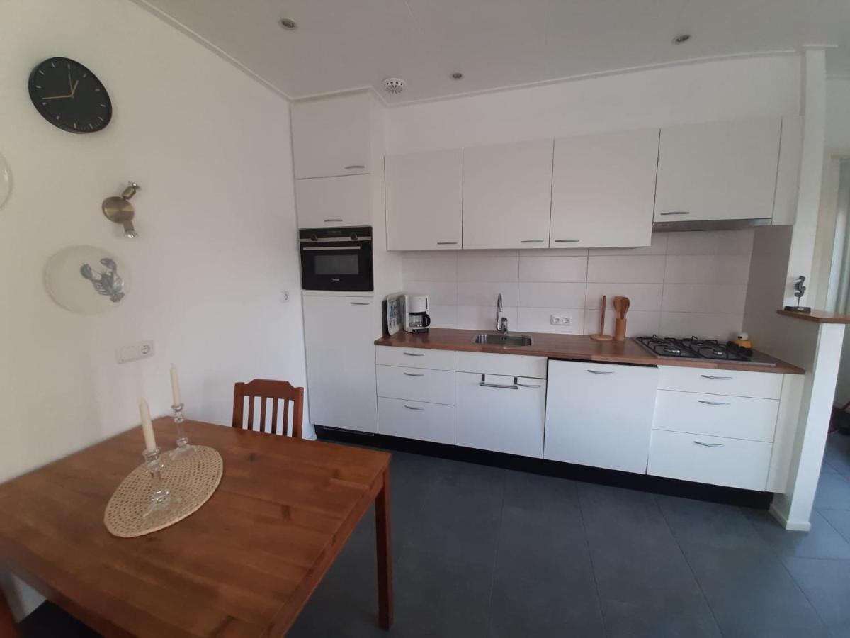 Appartement Boomgaard Vrouwenpolder Esterno foto