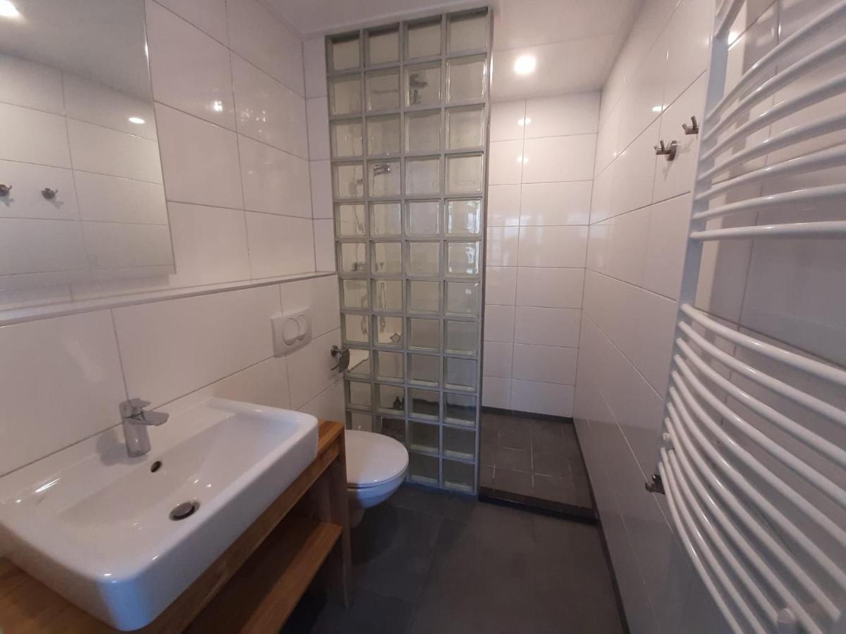 Appartement Boomgaard Vrouwenpolder Esterno foto